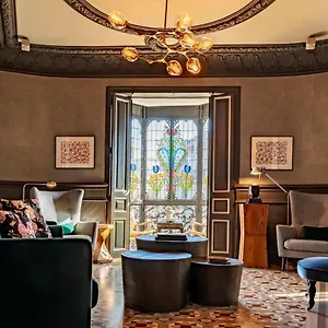 https://suiteabcn.topbarcelonahotels.com